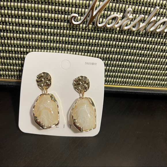 Temperament Drop-Shaped Gem Earrings For Women Metal Irregular Earrings Party - Picture 2 of 8